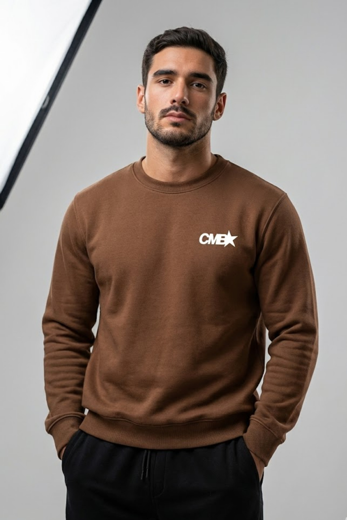 Erkek Göğüs CMB Baskılı Kahve Sweatshirt